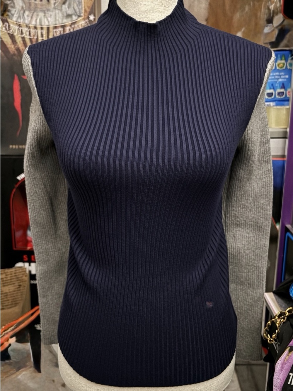 Zara sweater size L
